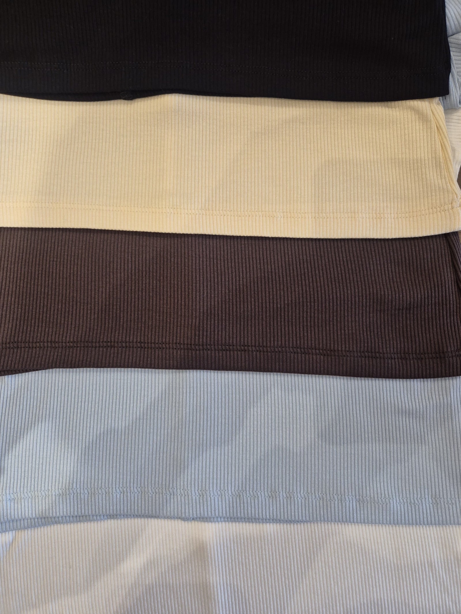 Remera Canela