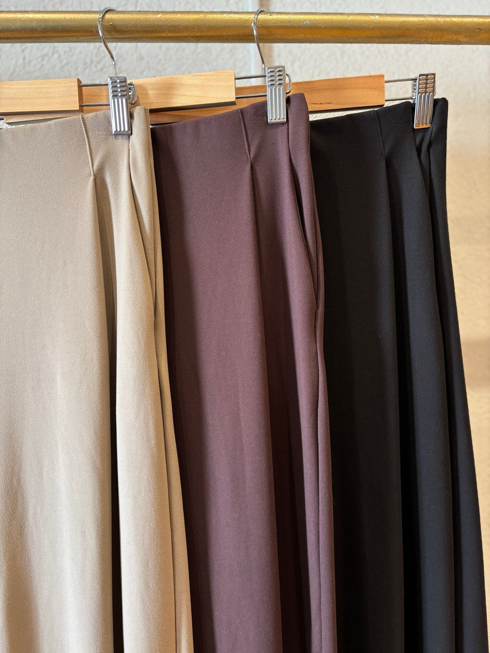 Pantalón yoga negro de cintura alta y largo completo