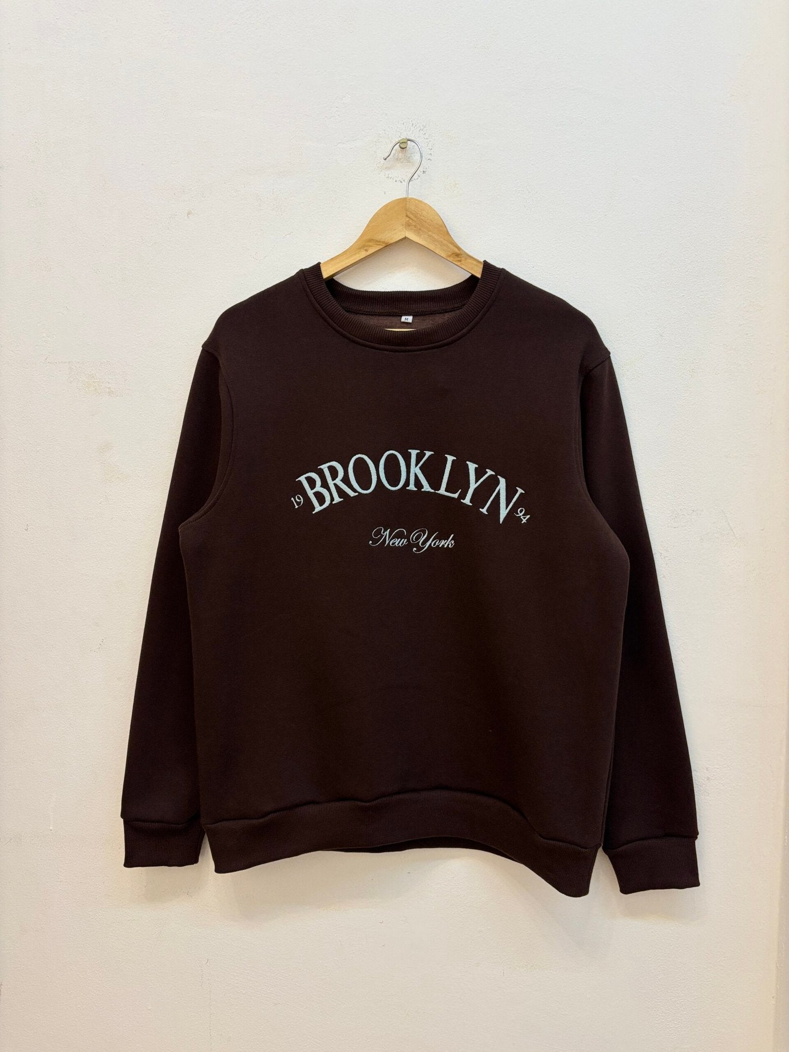 Buzo marrón oscuro de algodón con estampado Brooklyn New York