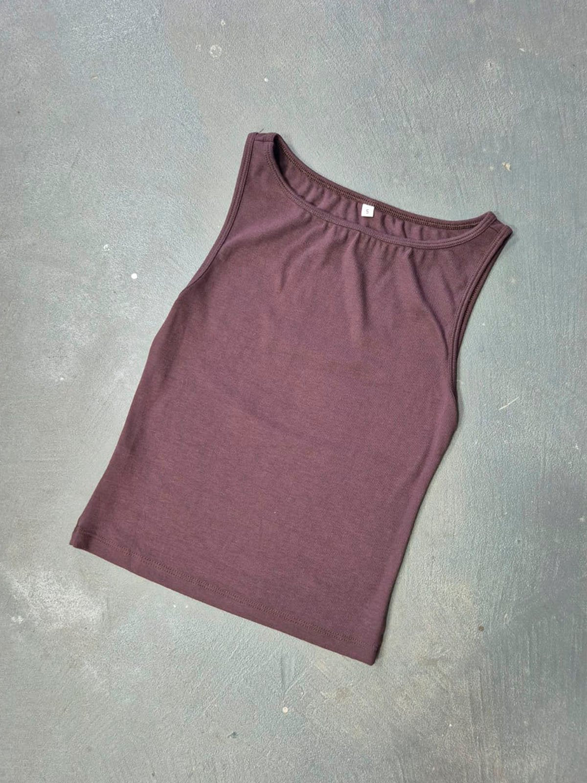 Musculosa burdó de algodón con escote redondo y sin mangas