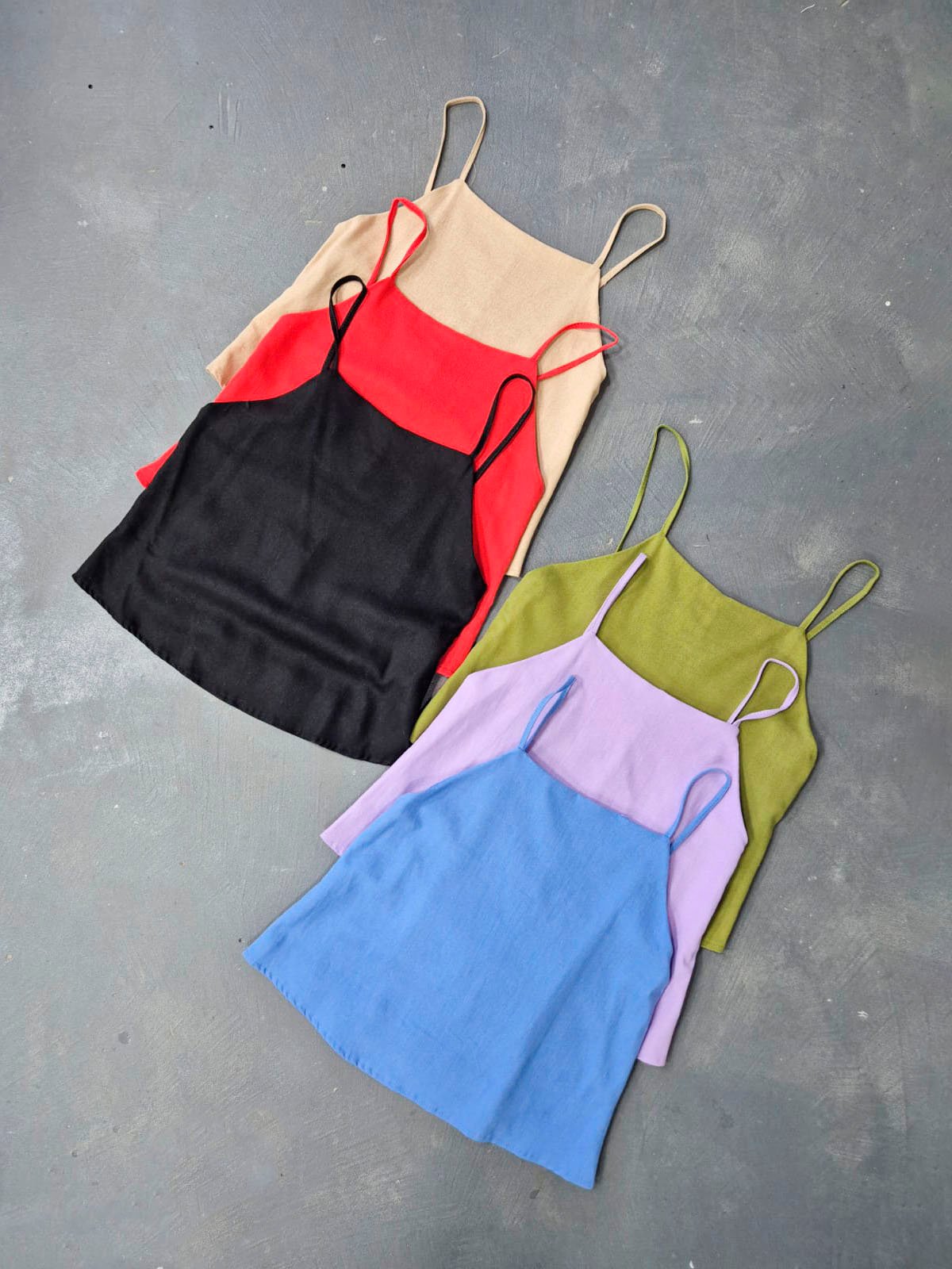 Musculosa Sandra de algodón con tirantes ajustables en varios colores