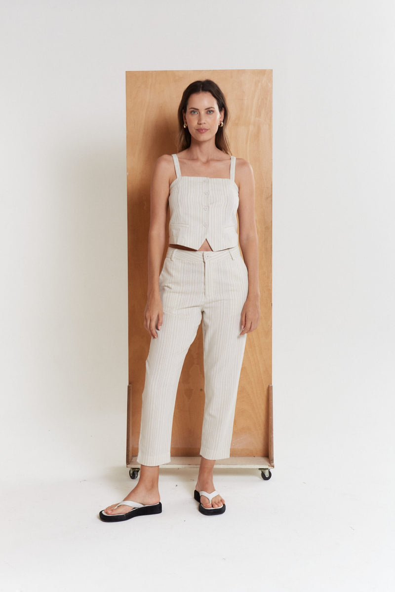 Pantalón beige acanalado de tiro alto y pierna recta