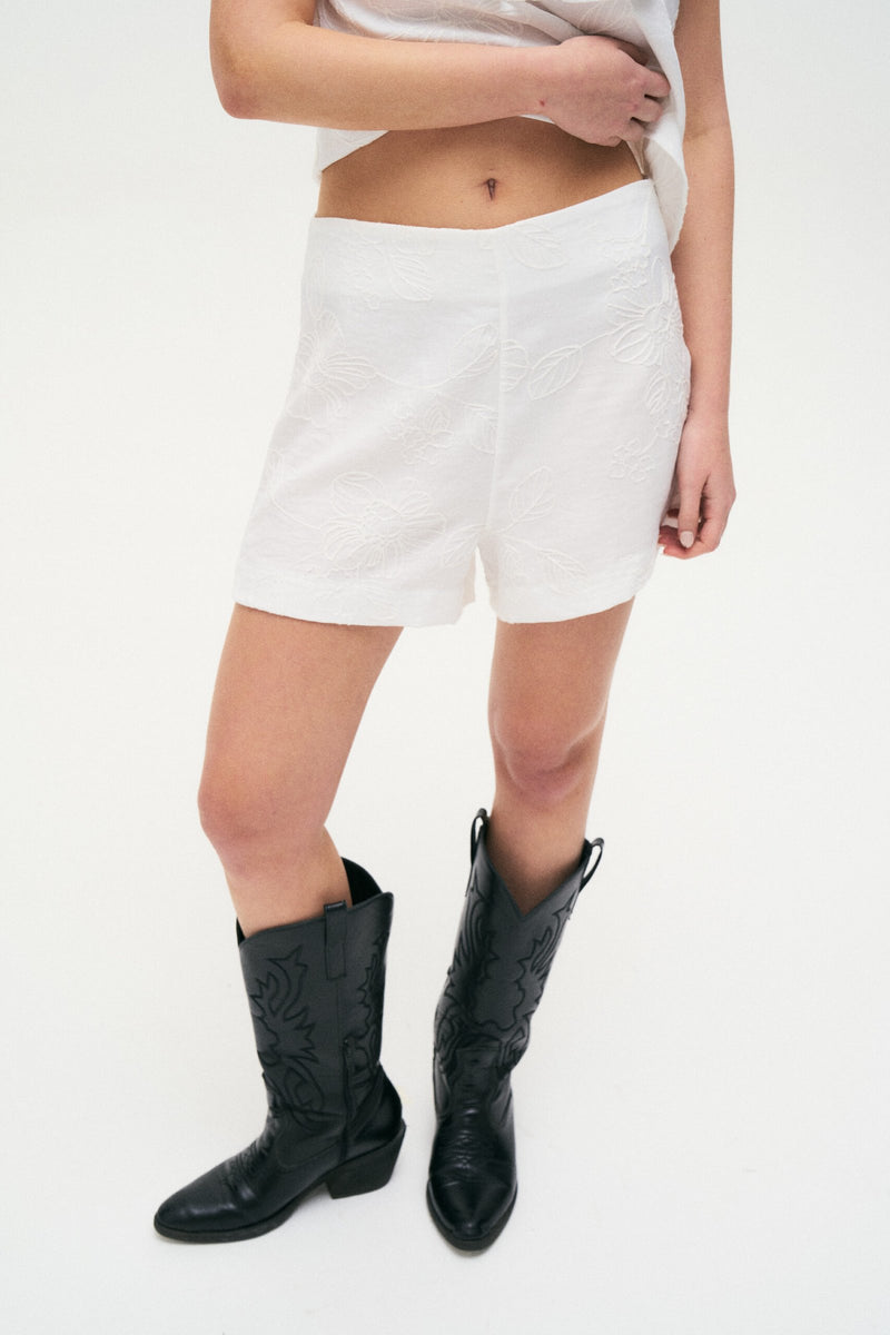 Short Carlota