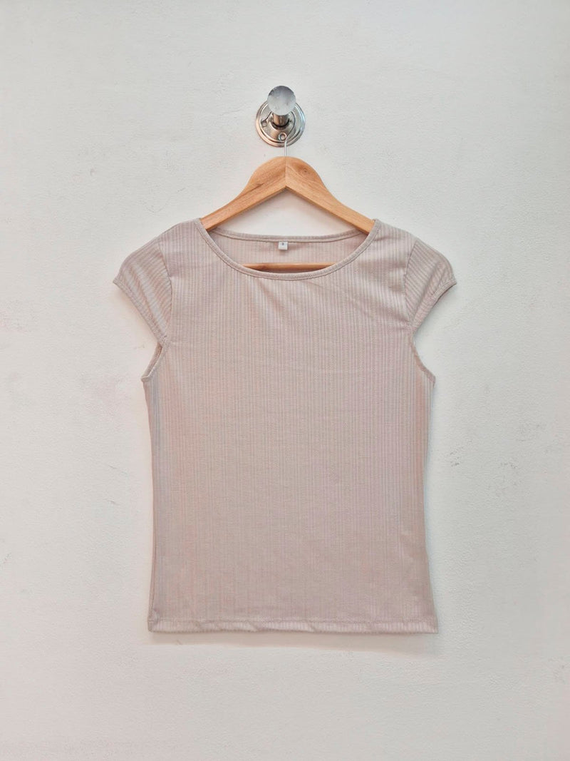 Remera Ariana