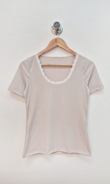 Remera Cecilia