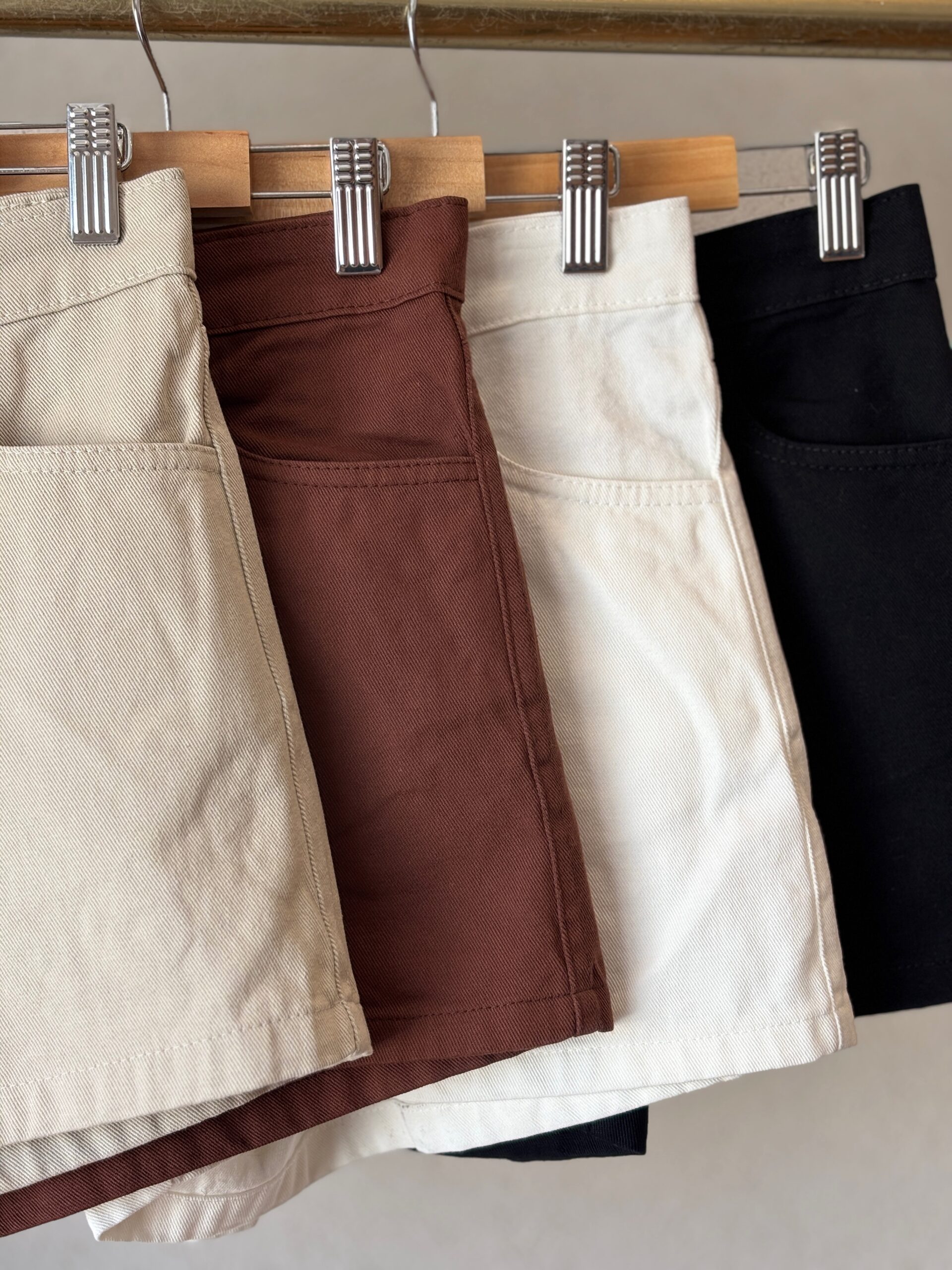 Short Gregoria - Imagen 2